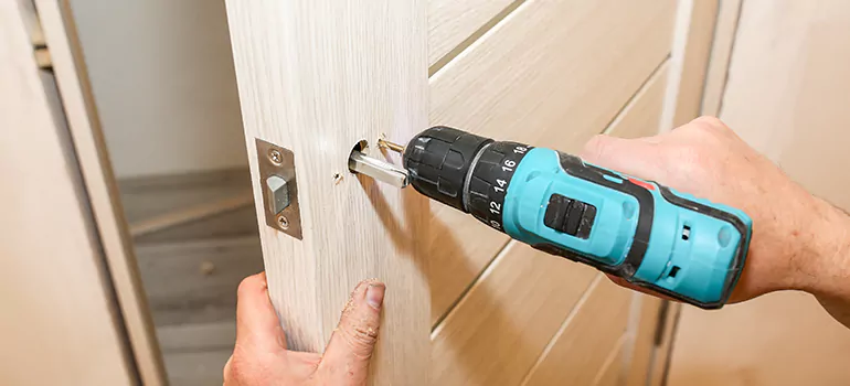 Old Door Knob Repair in Safety Harbor, FL